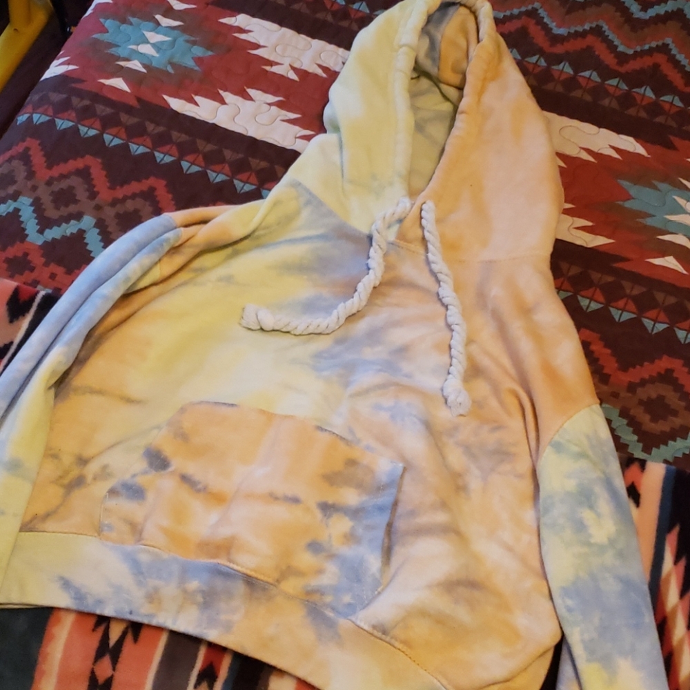 Tie dye crop hoddie